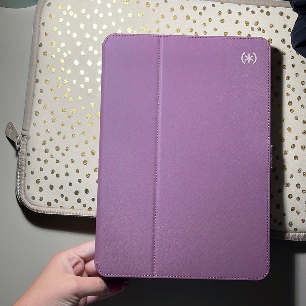 Speck iPad case